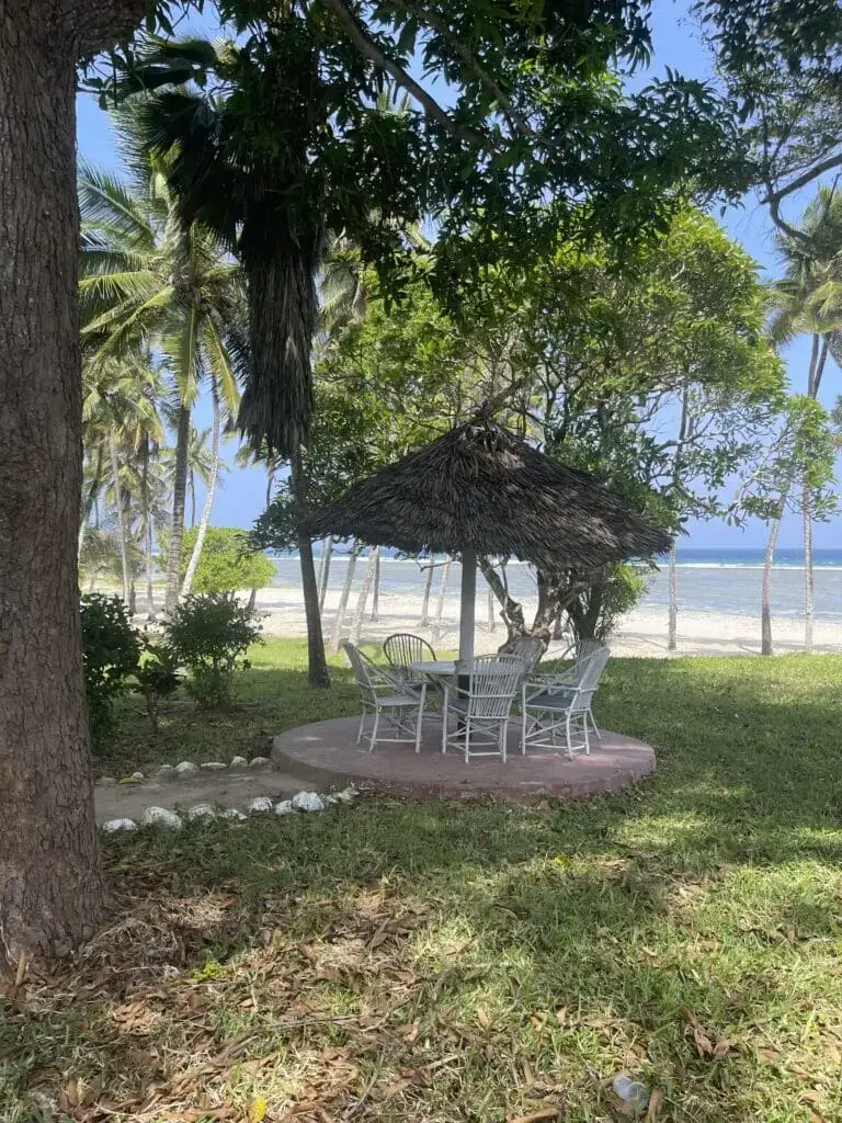 Tiwi Beach